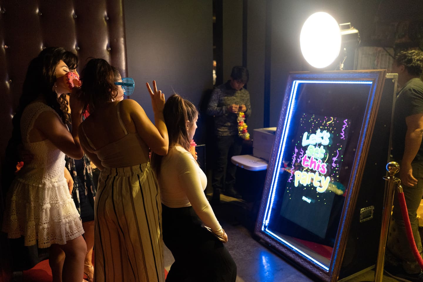 Mirror-Booth-Melbourne-5